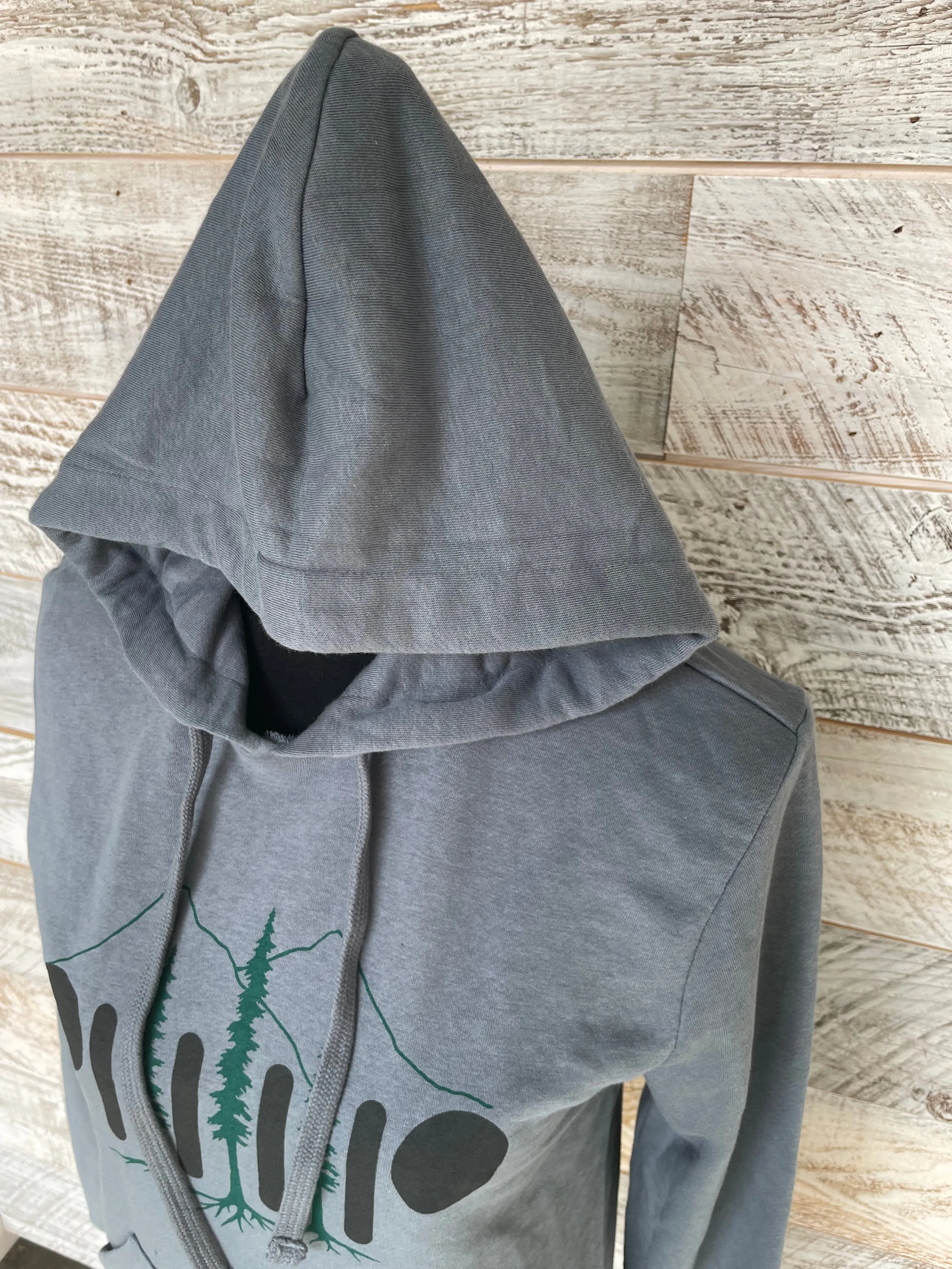 Mountain Tree Forest Grill 🌲 🏔 🌲 Hoody